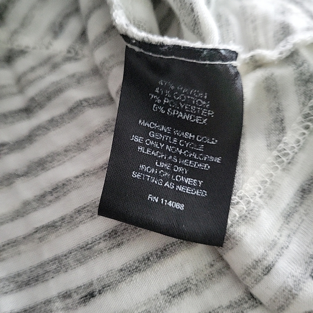 Signature Studio Women's Blouse - Picture 8 of 10
